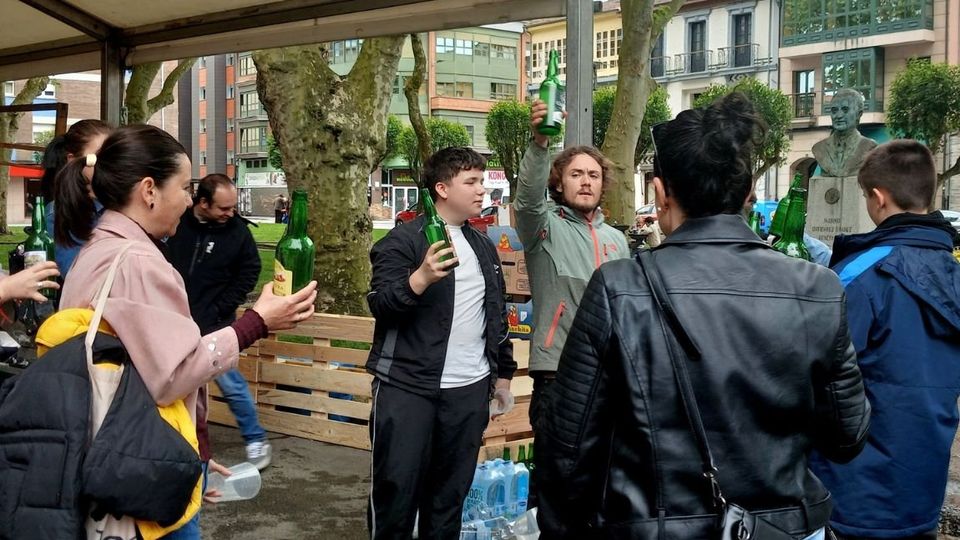 Echar sidre: teoría y práctica de Fundación Asturies XXI