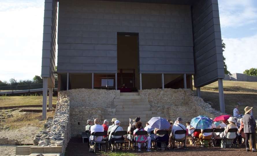 Teatro en Veranes
