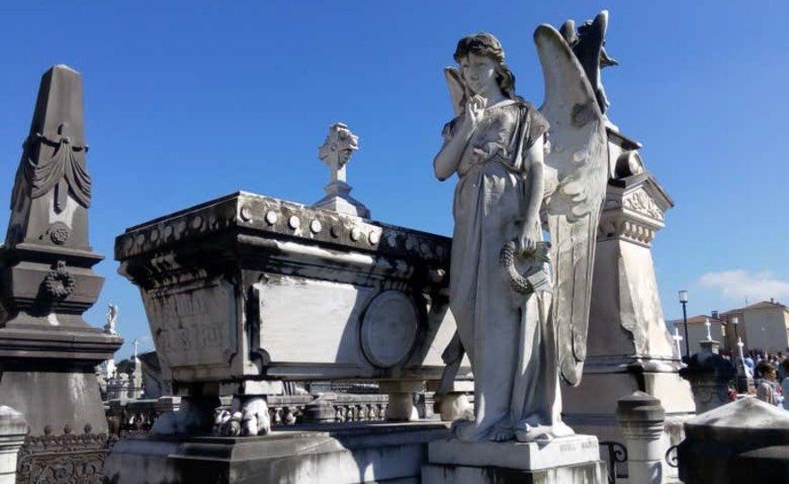 Visita guiada por el cementerio La Carriona