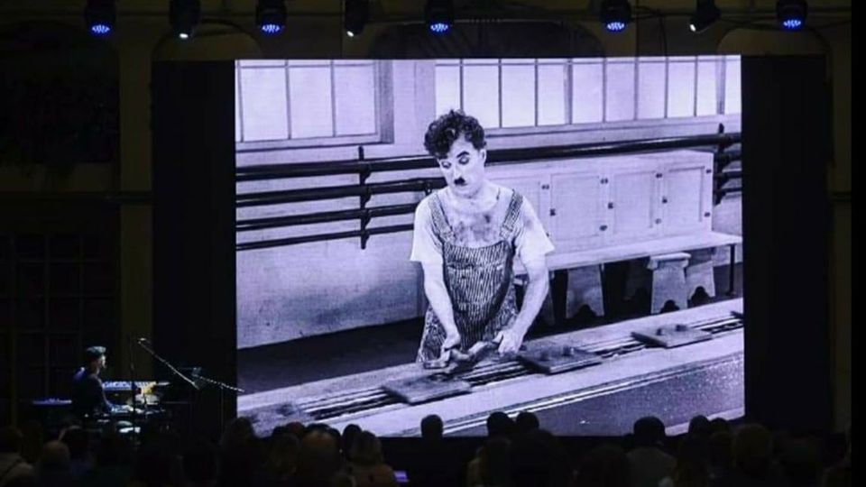 Cine-Concierto. Películas de los grandes del cine mudo de César Latorre Music