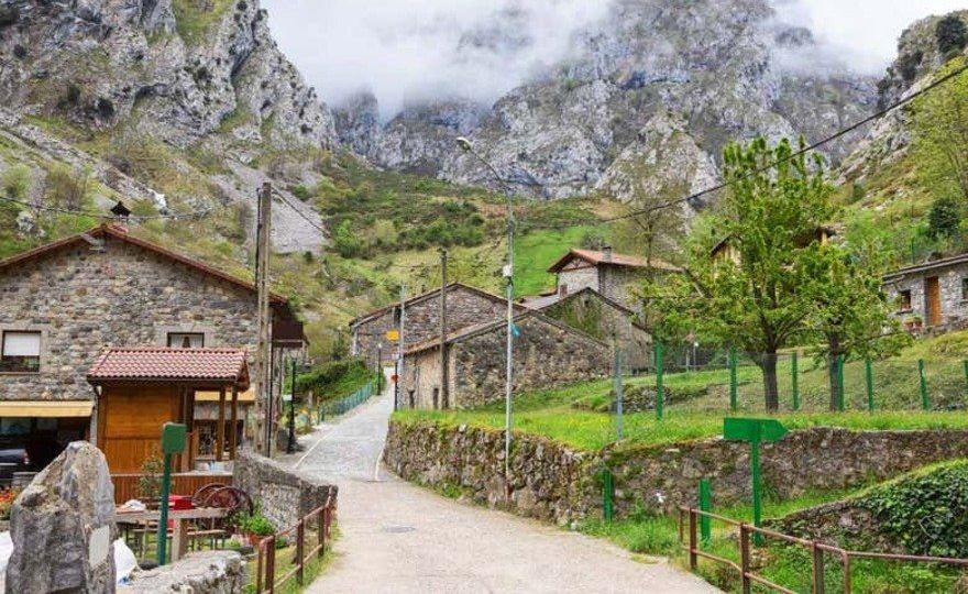 Tour en jeep + Senderismo por la Ruta del Cares