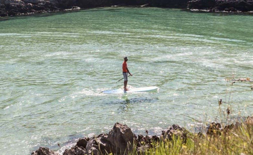 Tour en paddle surf por la costa de Llanes