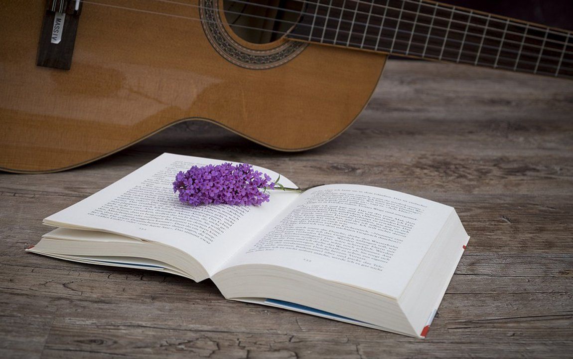 Mixtura poético-musical de la Asociación de Escritores y Escritoras de Asturias